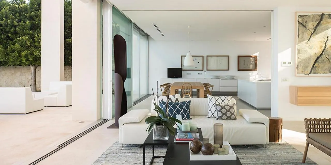 Villa Palma Bay Front Line Llucmajor